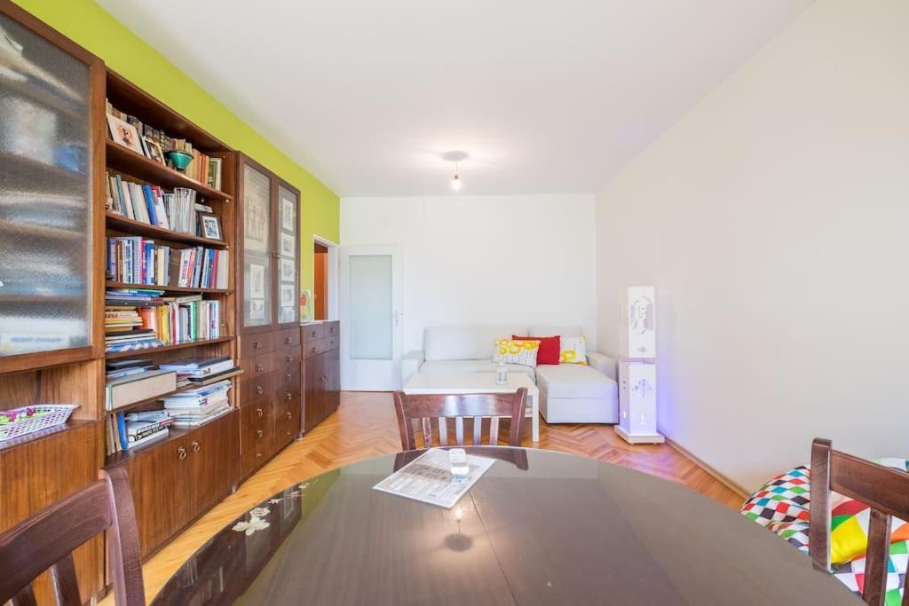 Beautiful Flat In Central Location By Flat Mаnager Sofie Exteriér fotografie