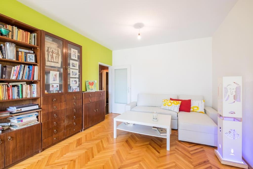 Beautiful Flat In Central Location By Flat Mаnager Sofie Exteriér fotografie