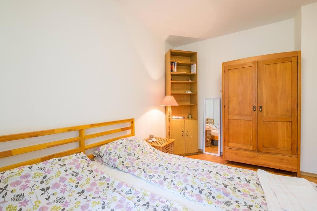 Beautiful Flat In Central Location By Flat Mаnager Sofie Exteriér fotografie